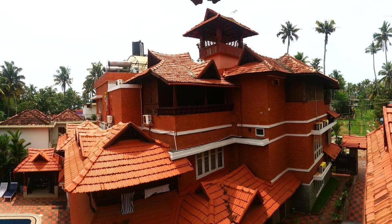 Nikhil Ayurvedic Heritage Hotel Varkala Exterior foto